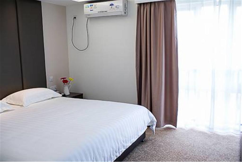 Coinfamily Hotel Shanghai Exterior photo